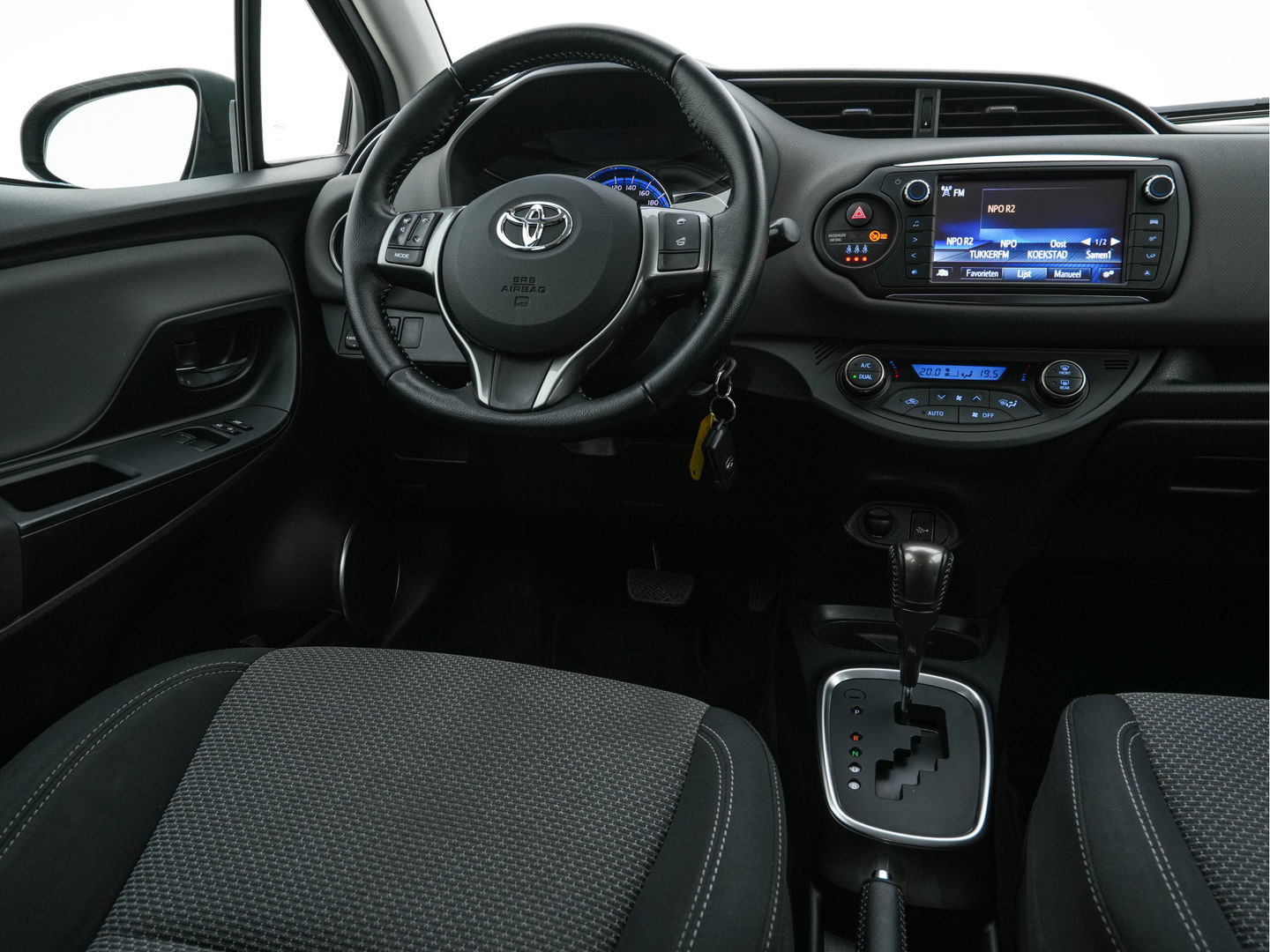 Toyota Yaris 1.5 Hybrid Aspiration Aut. *ECC | HEATED-SEATS | CAMERA | COMFORT-SEATS*