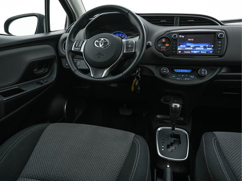 Toyota Yaris 1.5 Hybrid Aspiration Aut. *ECC | HEATED-SEATS | CAMERA | COMFORT-SEATS*