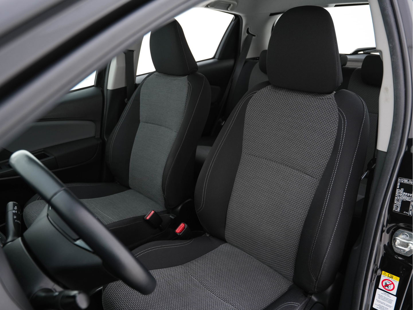 Toyota Yaris 1.5 Hybrid Aspiration Aut. *ECC | HEATED-SEATS | CAMERA | COMFORT-SEATS*