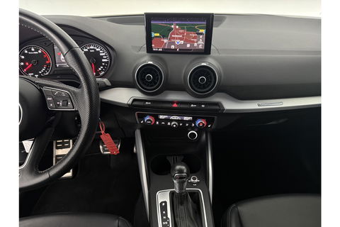 Audi Q2 35 TFSI CoD Sport S-line 150PK Clima Cruise Navi LED PDC 17''LMV