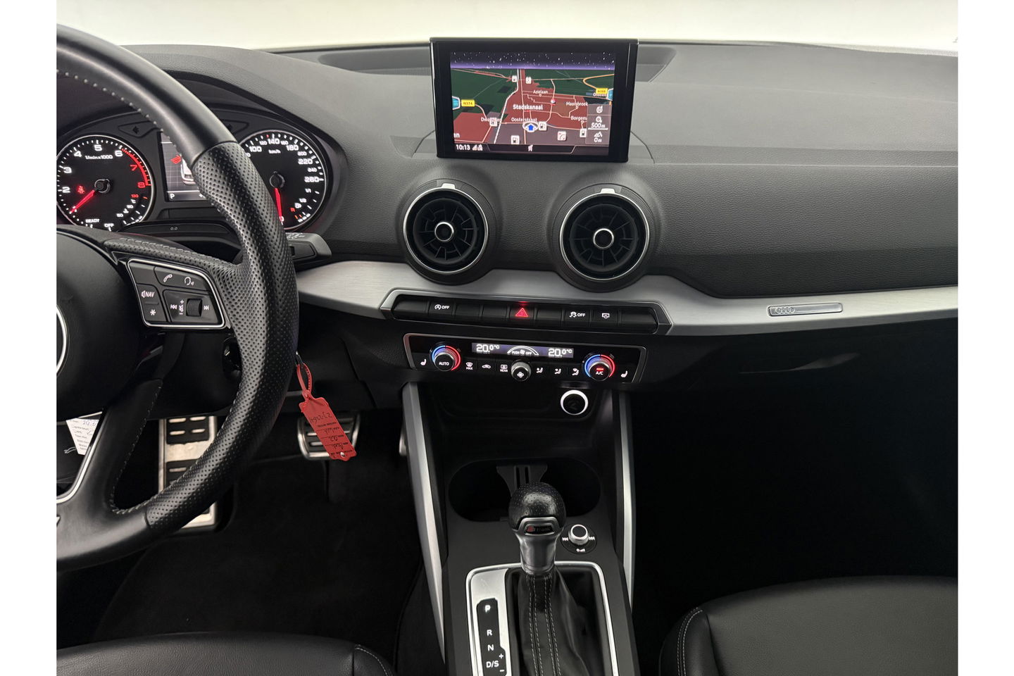 Audi Q2 35 TFSI CoD Sport S-line 150PK Clima Cruise Navi LED PDC 17''LMV