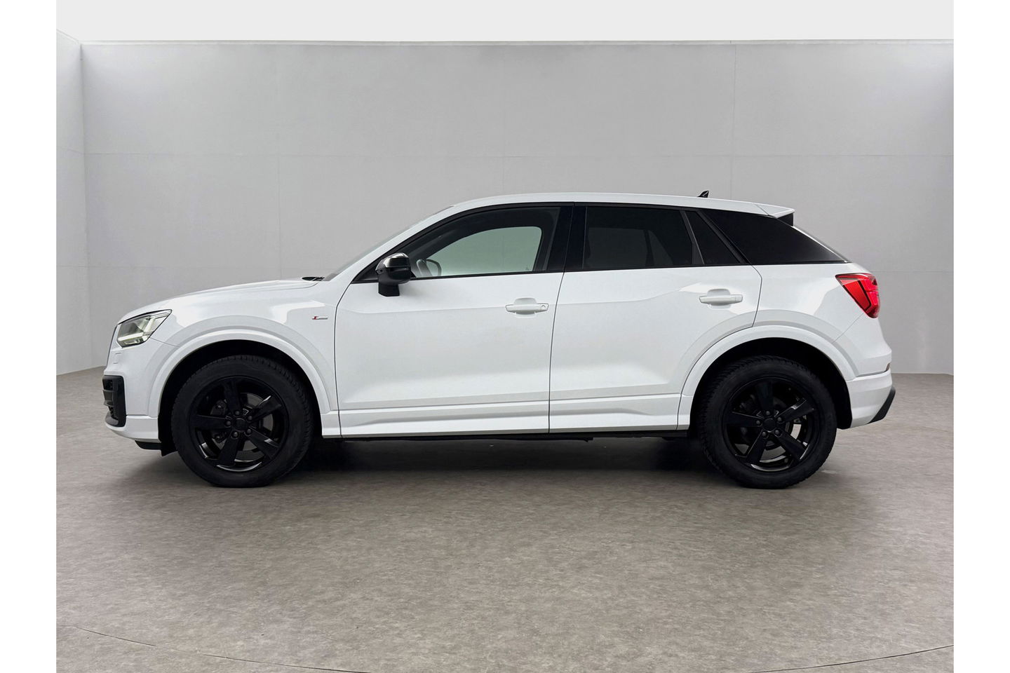 Audi Q2 35 TFSI CoD Sport S-line 150PK Clima Cruise Navi LED PDC 17''LMV