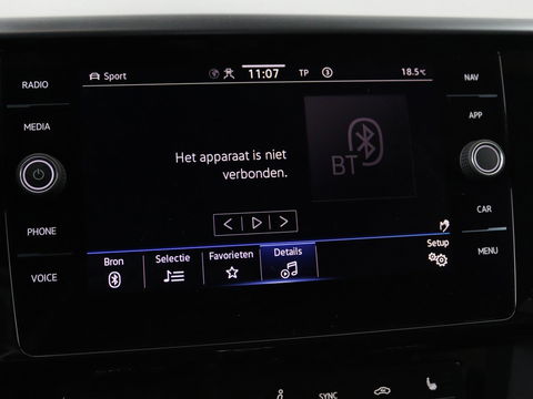 Volkswagen Arteon Shooting Brake 1.4 TSI eHybrid R-Line | Trekhaak | Stoelverwarming | Carplay | Leder/Alcantara | Adaptive cruise | Achterbankverwarming | Camera | Navigatie | Half leder