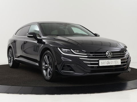 Volkswagen Arteon Shooting Brake 1.4 TSI eHybrid R-Line | Trekhaak | Stoelverwarming | Carplay | Leder/Alcantara | Adaptive cruise | Achterbankverwarming | Camera | Navigatie | Half leder