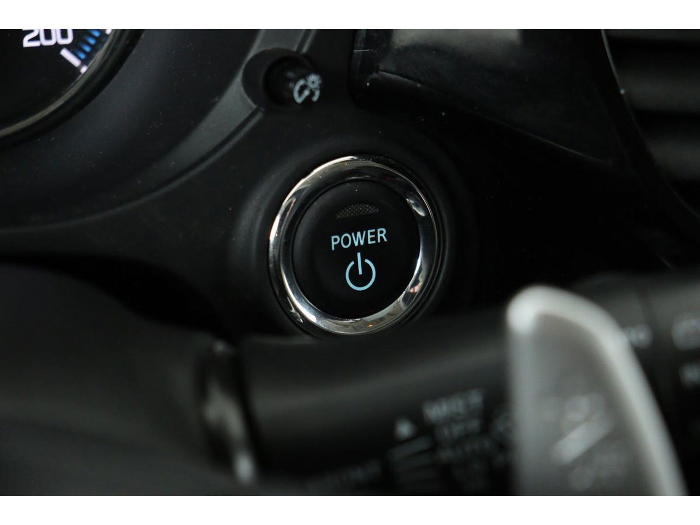 Mitsubishi Outlander 2.0 PHEV Pure | Trekhaak | Carplay | Camera | Half leder | Keyless | Climate control | Cruise control