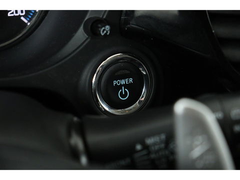 Mitsubishi Outlander 2.0 PHEV Pure | Trekhaak | Carplay | Camera | Half leder | Keyless | Climate control | Cruise control