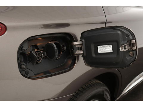 Mitsubishi Outlander 2.0 PHEV Pure | Trekhaak | Carplay | Camera | Half leder | Keyless | Climate control | Cruise control