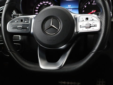 Mercedes-Benz C-Klasse 300e AMG Night | Adaptive cruise | Stoelverwarming | Carplay | Leder/Alcantara | Camera | Navigatie | Full LED