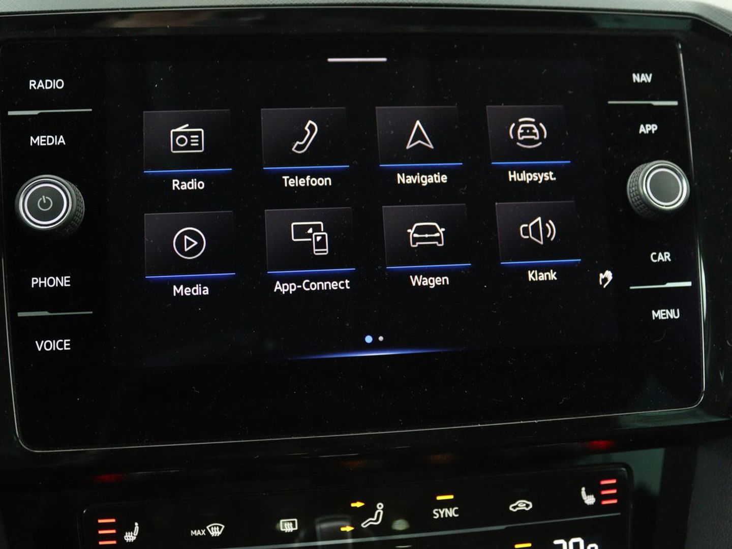 Volkswagen Passat 2.0 TDI Comfort Business | Stoelverwarming | Camera | Adaptive cruise | Carplay | Massage | Navigatie | Full LED | Parkeerhulp
