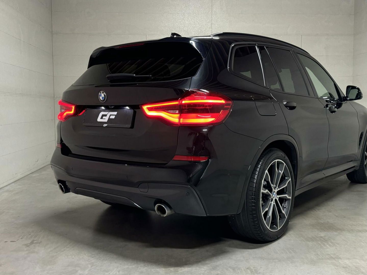 BMW X3 xDrive20i M Sport Black Edition Pano HUD Sfeer NAP
