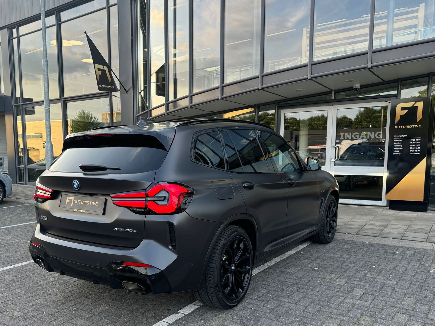 BMW X3 XDrive30e M Sport Frozen|Pano|Key|Memor|HuD|360|Laser