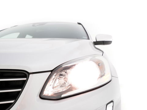 Volvo XC60 2.0 D4 FWD Momentum Business-Pack-Connect *LEATHER-MICROFIBRE | NAVI-FULLMAP |  ECC | HEATED-SEATS | PDC | CRUISE | COMFORT-SEATS | 18''ALU*