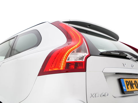 Volvo XC60 2.0 D4 FWD Momentum Business-Pack-Connect *LEATHER-MICROFIBRE | NAVI-FULLMAP |  ECC | HEATED-SEATS | PDC | CRUISE | COMFORT-SEATS | 18''ALU*
