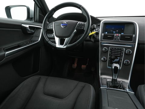 Volvo XC60 2.0 D4 FWD Momentum Business-Pack-Connect *LEATHER-MICROFIBRE | NAVI-FULLMAP |  ECC | HEATED-SEATS | PDC | CRUISE | COMFORT-SEATS | 18''ALU*