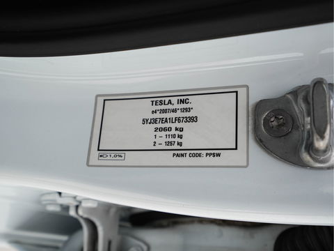 Tesla Model 3 Standard RWD Plus 60 kWh [ 3-Fase ] (INCL-BTW) Aut. *PANO | AUTO-PILOT | NAPPA-LEATHER | KEYLESS | FULL-LED | MEMORY-PACK | SURROUND-VIEW | DAB | CARPLAY | DIGI-COCKPIT | LANE-ASSIST | COMFORT-SEATS | 19"ALU*
