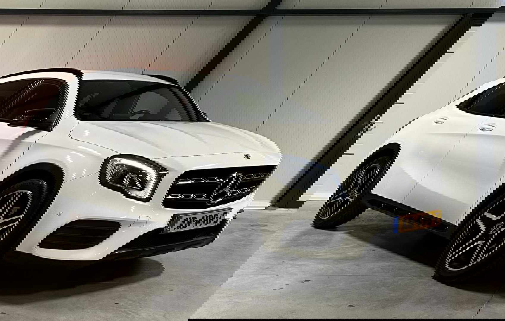 Mercedes-Benz GLA 180 AMG Navi Camera Cruise Climate PDC