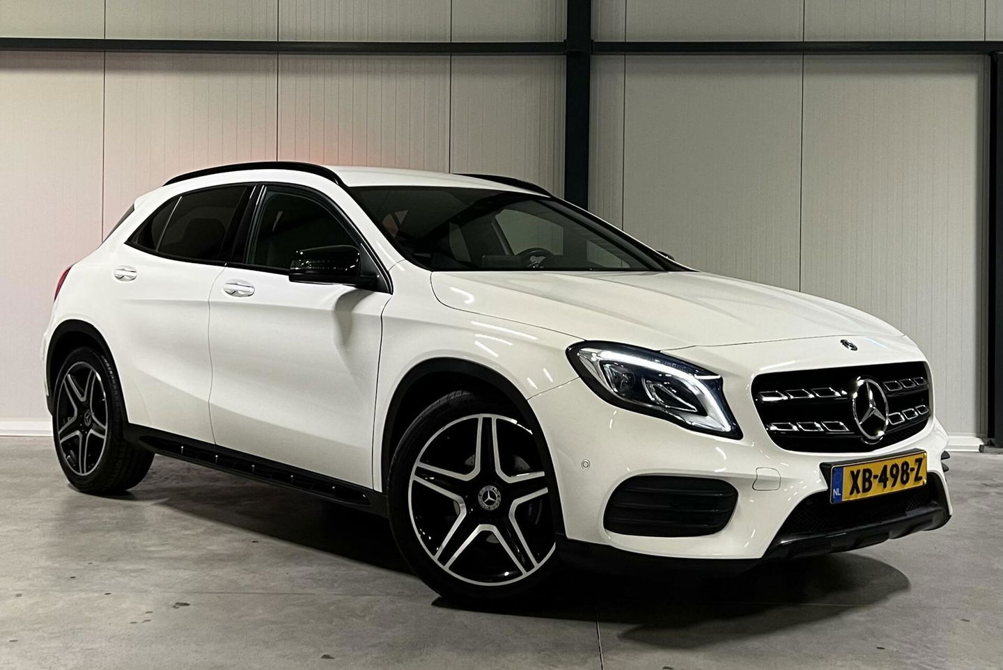 Mercedes-Benz GLA 180 AMG Navi Camera Cruise Climate PDC