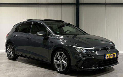 Volkswagen Golf 1.5 eTSI R-Line Pano Virtual Sfeer Carplay