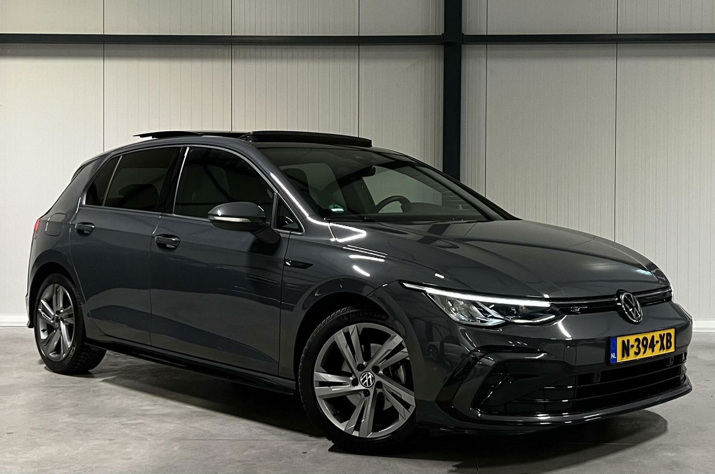Volkswagen Golf 1.5 eTSI R-Line Pano Virtual Sfeer Carplay