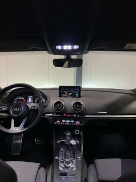 Audi A3 Sportback 35 TFSI 3X S-line Clima Navi PDC Stoelverw