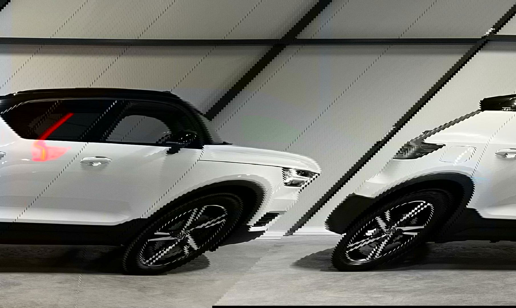 Volvo XC40 1.5 T5 Twin Engine R-Design Pano Carplay ACC NAP
