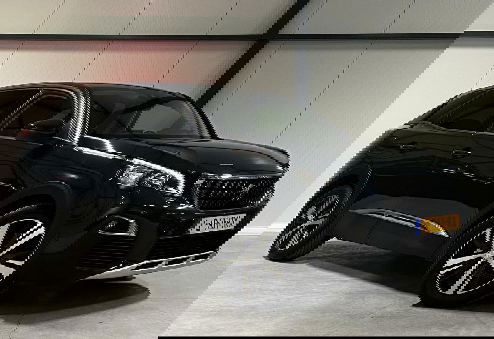 Peugeot 3008 Allure Virtual Carplay PDC Stoelverwarming LED