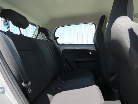 Volkswagen up! 1.0 High Up! 5-DRS 1e EIGENAAR | DEALER ONDERHOUDEN | 15 INCH VELGEN | AIRCO | CRUISE CONTROL | PARKEERSENSORS |