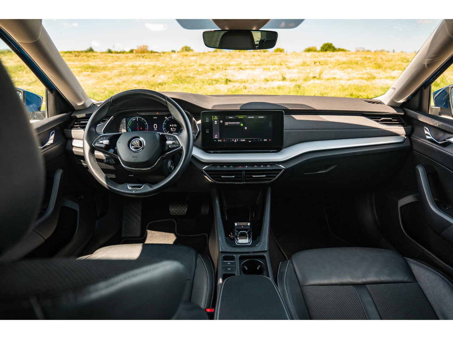 Škoda Octavia Combi 1.4 TSI iV PHEV Style | LEDER/STOF | CAMERA | ADAPTIVE CRUISE | LED