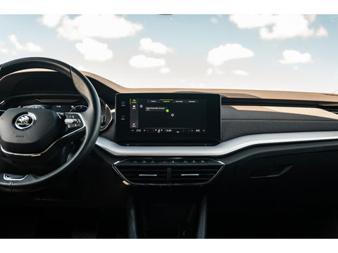 Škoda Octavia Combi 1.4 TSI iV PHEV Style | LEDER/STOF | CAMERA | ADAPTIVE CRUISE | LED