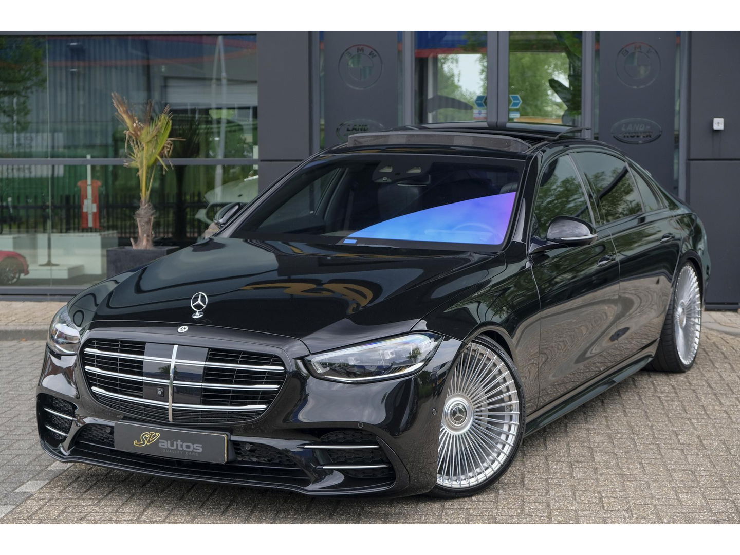Mercedes-Benz S-Klasse S580e Lang AMG 510pk Custom Panoramadak *BTW* 4-wielsturing Leder exclusief Burmester 22" LMV  LMV