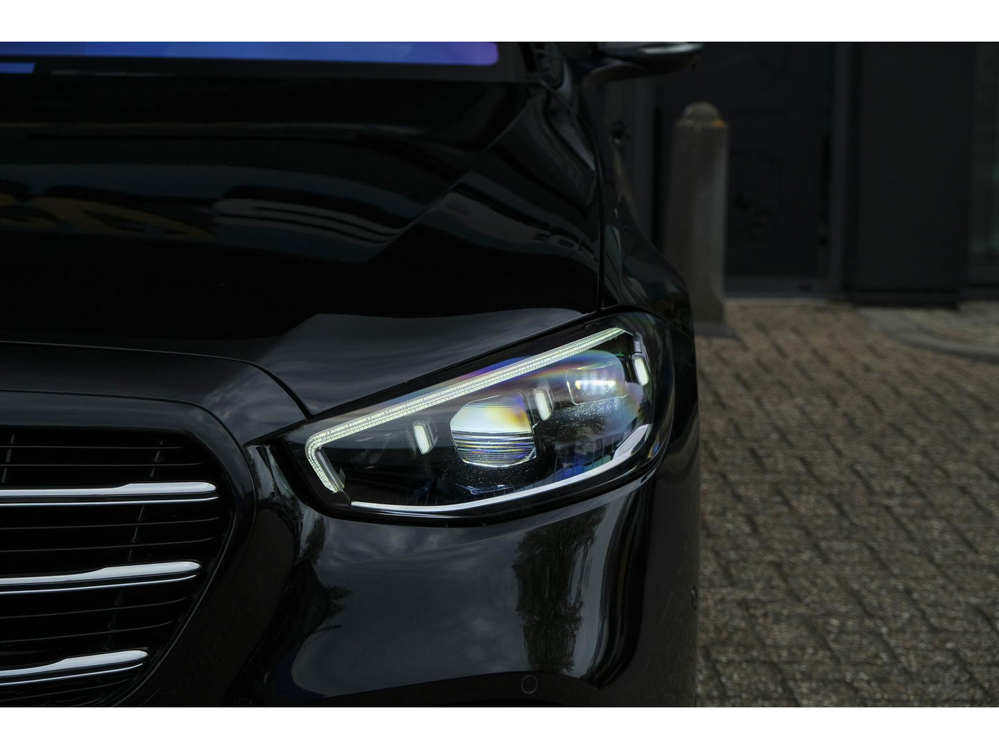 Mercedes-Benz S-Klasse S580e Lang AMG 510pk Custom Panoramadak *BTW* 4-wielsturing Leder exclusief Burmester 22" LMV  LMV