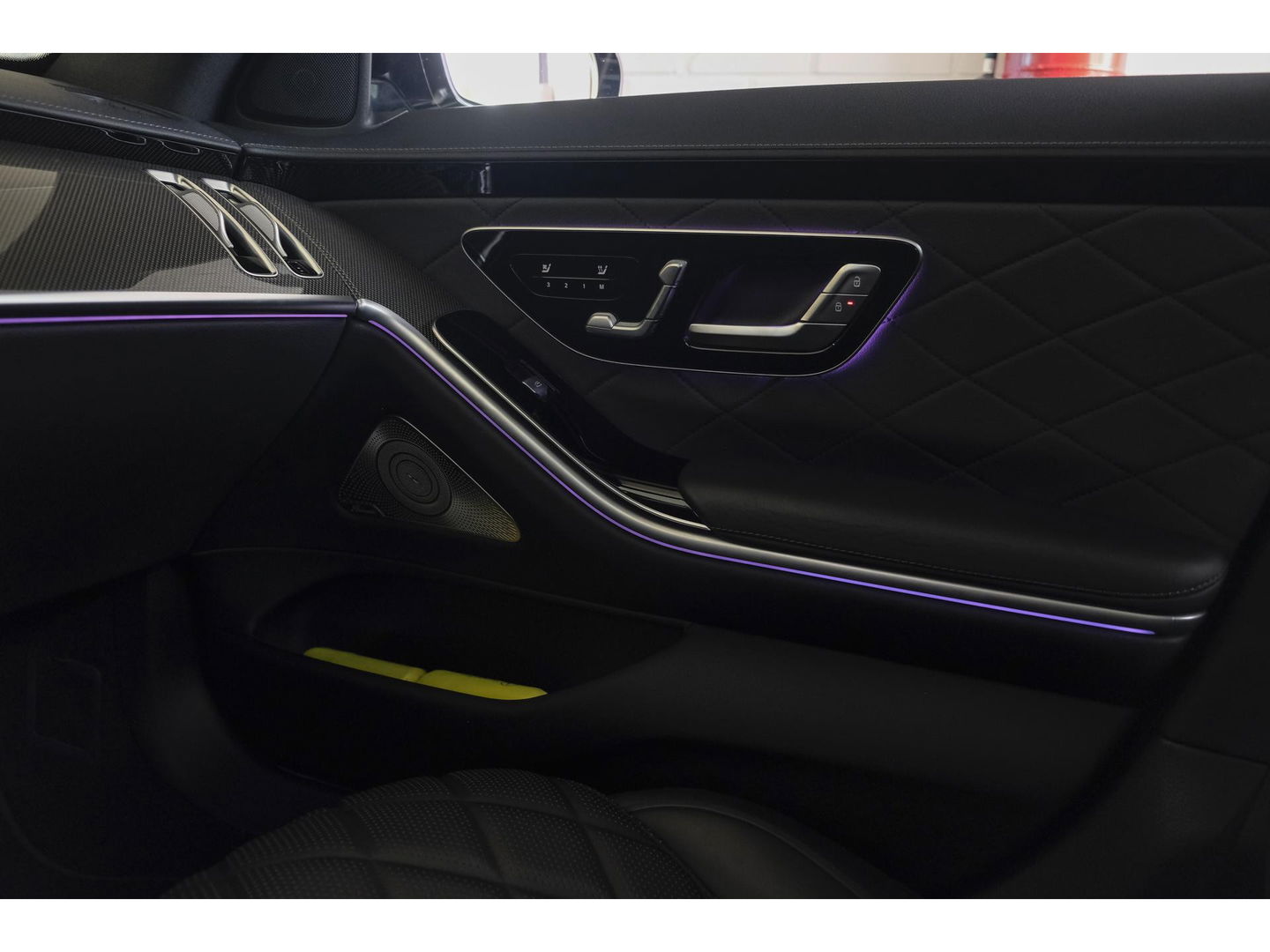 Mercedes-Benz S-Klasse S580e Lang AMG 510pk Custom Panoramadak *BTW* 4-wielsturing Leder exclusief Burmester 22" LMV  LMV