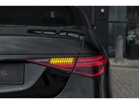 Mercedes-Benz S-Klasse S580e Lang AMG 510pk Custom Panoramadak *BTW* 4-wielsturing Leder exclusief Burmester 22" LMV  LMV