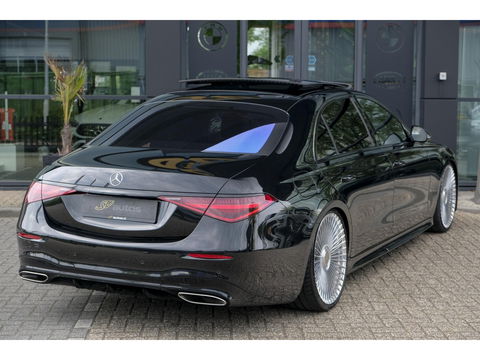 Mercedes-Benz S-Klasse S580e Lang AMG 510pk Custom Panoramadak *BTW* 4-wielsturing Leder exclusief Burmester 22" LMV  LMV