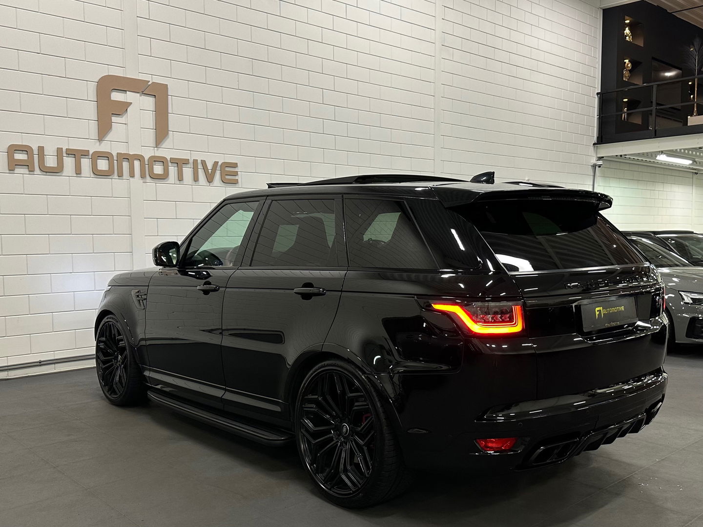 Land Rover Range Rover Sport 5.0 V8 SVR Carbon|Pano|PPF|HUD