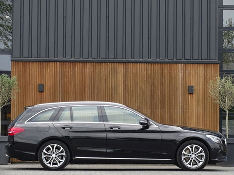 Mercedes-Benz C-Klasse Estate 350e 279PK automaat / luxe pakket / LED *NAP*