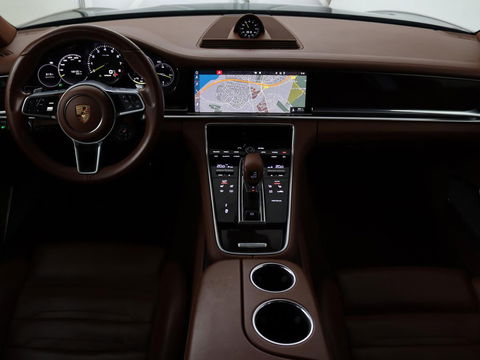 Porsche Panamera Sport Turismo 2.9 4 E-Hybrid | Panoramadak | Burmester 3D | Stoelventilatie | LED Adaptief | 360 camera | Luchtvering | Leder | Stuurverwarming | Soft-close