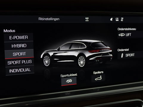 Porsche Panamera Sport Turismo 2.9 4 E-Hybrid | Panoramadak | Burmester 3D | Stoelventilatie | LED Adaptief | 360 camera | Luchtvering | Leder | Stuurverwarming | Soft-close