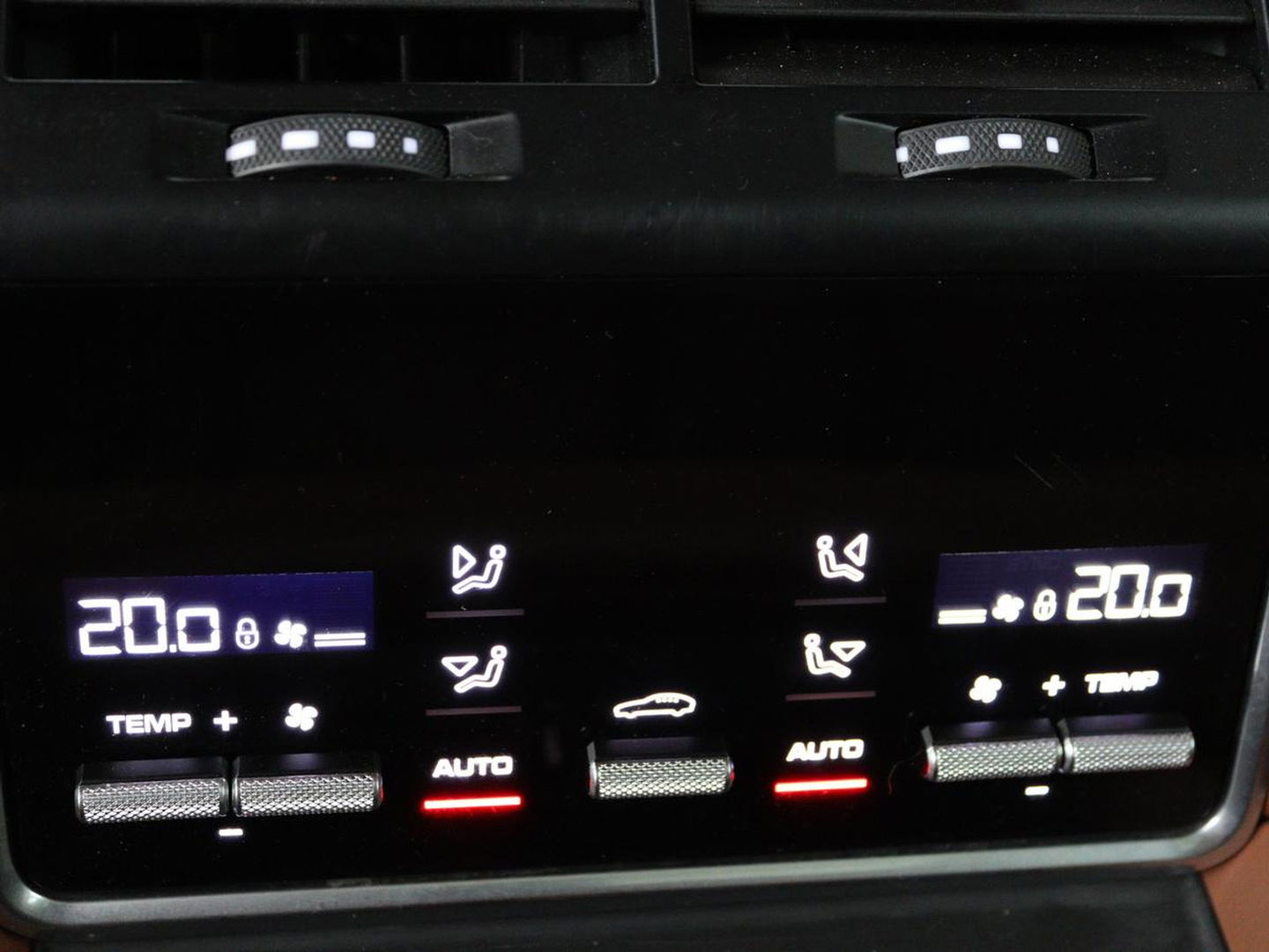 Porsche Panamera Sport Turismo 2.9 4 E-Hybrid | Panoramadak | Burmester 3D | Stoelventilatie | LED Adaptief | 360 camera | Luchtvering | Leder | Stuurverwarming | Soft-close