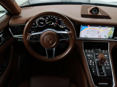 Porsche Panamera Sport Turismo 2.9 4 E-Hybrid | Panoramadak | Burmester 3D | Stoelventilatie | LED Adaptief | 360 camera | Luchtvering | Leder | Stuurverwarming | Soft-close