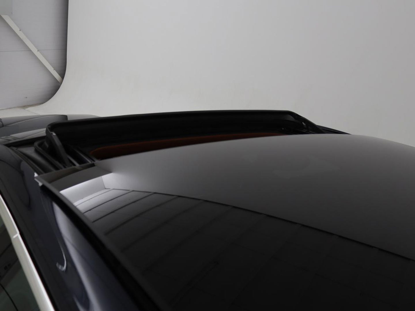 Porsche Panamera Sport Turismo 2.9 4 E-Hybrid | Panoramadak | Burmester 3D | Stoelventilatie | LED Adaptief | 360 camera | Luchtvering | Leder | Stuurverwarming | Soft-close