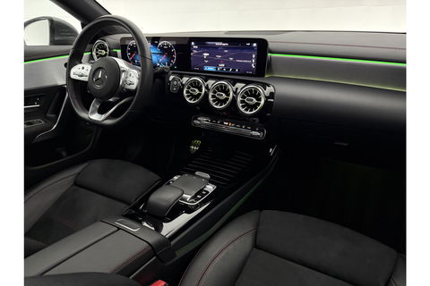 Mercedes-Benz CLA-Klasse 180 AMG Pano Sfeer Camera LED Carplay Virtual Clima Cruise Navi PDC 18''LMV