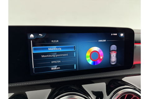 Mercedes-Benz CLA-Klasse 180 AMG Pano Sfeer Camera LED Carplay Virtual Clima Cruise Navi PDC 18''LMV