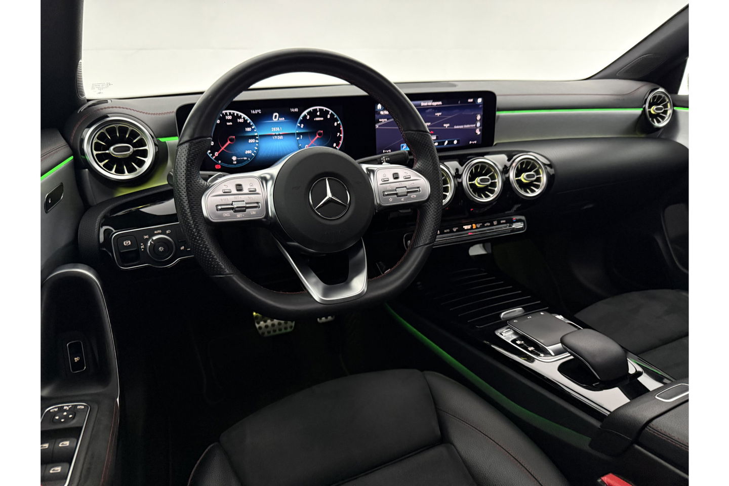 Mercedes-Benz CLA-Klasse 180 AMG Pano Sfeer Camera LED Carplay Virtual Clima Cruise Navi PDC 18''LMV