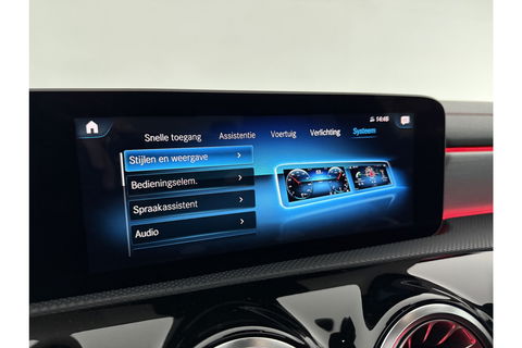 Mercedes-Benz CLA-Klasse 180 AMG Pano Sfeer Camera LED Carplay Virtual Clima Cruise Navi PDC 18''LMV