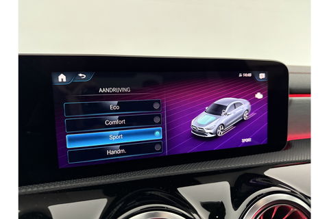 Mercedes-Benz CLA-Klasse 180 AMG Pano Sfeer Camera LED Carplay Virtual Clima Cruise Navi PDC 18''LMV