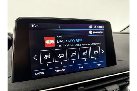 Peugeot 3008 1.2 PureTech Clima Cruise 360Camera Carplay Virtual Trekhaak 19"LMV Memory-Seats Navi LED PDC