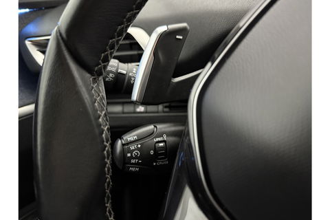 Peugeot 3008 1.2 PureTech Clima Cruise 360Camera Carplay Virtual Trekhaak 19"LMV Memory-Seats Navi LED PDC