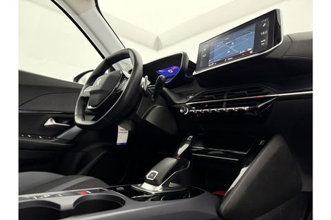 Peugeot 2008 1.2 PureTech Allure Pano 360Camera Carplay LED Virtual Clima Cruise Navi PDC 17''LMV