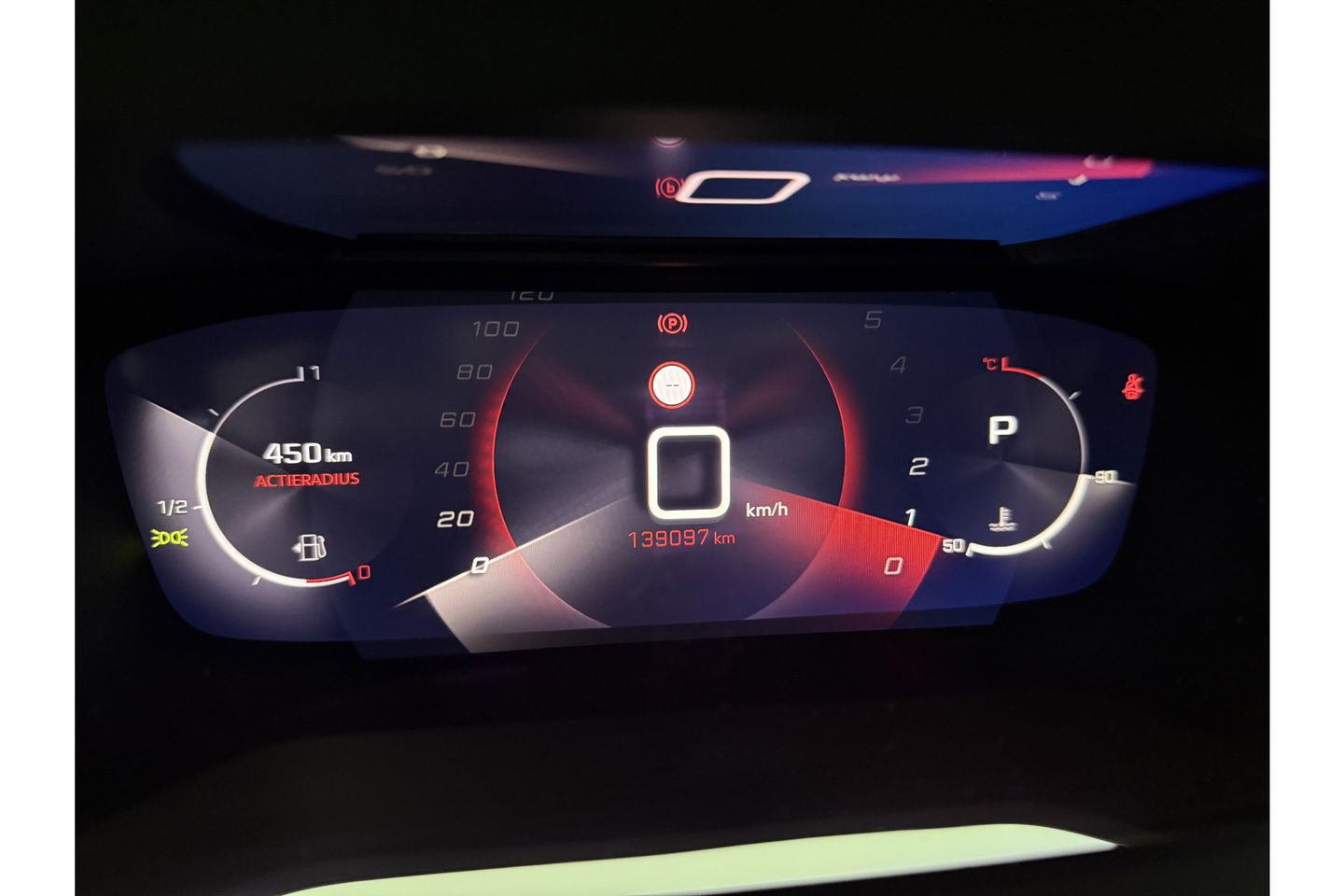 Peugeot 2008 1.2 PureTech Allure Pano 360Camera Carplay LED Virtual Clima Cruise Navi PDC 17''LMV